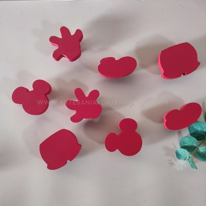 LOTE 15 Stock Pack 8 tiradores mickey...