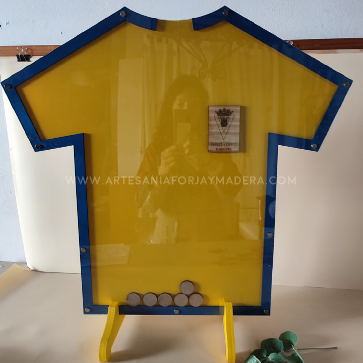 Hucha Camiseta Futbol Cadiz para firmar