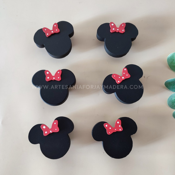 LOTE 11 Stock Pack 6 tiradores minnie...