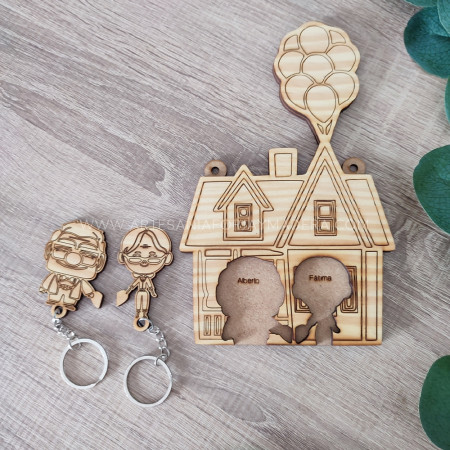 accesorios de llaves con diseño calado de la pelicula up