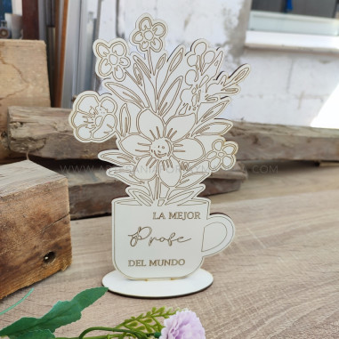 Maceta taza con flores profe