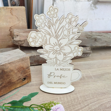 Maceta taza con flores profe