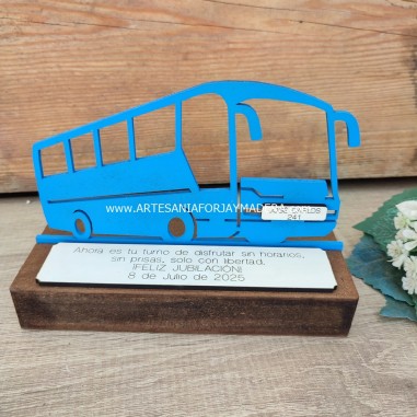 diseño de regalo de jubilacion de Forja y Madera con caracter