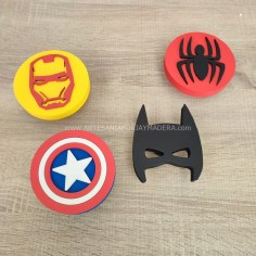 COLGADOR Superhéroe BATMAN 2