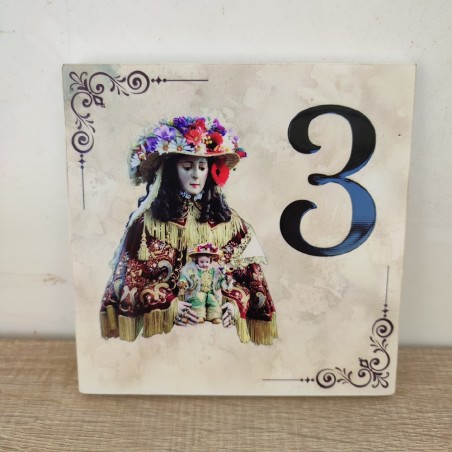 placa de numero para fachada exclusiva de Forja y Madera