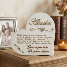articulo artesanal de regalo con diseño de corazon y mensaje