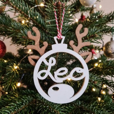 bola de navidad 3d con silueta de reno personalizada
