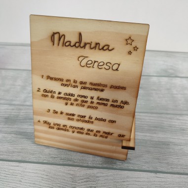 detalle artesanal de madera con mensaje emotivo para padrinos
