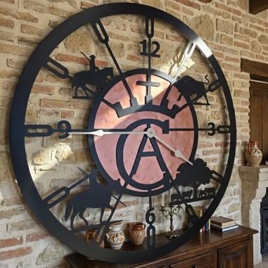 reloj de acero con caballo y logo de ganaderia personalizado