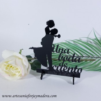 adorno para tarta nupcial exclusivo de Forja y Madera 2