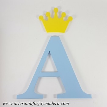 Inicial con Corona