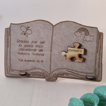 Libro regalo profe pieza...