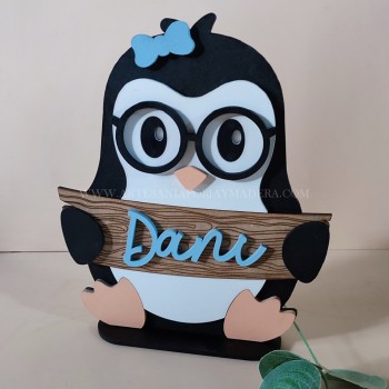 Pingüino 3D con nombre