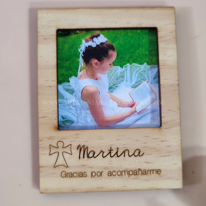 Mini Portafotos Madera Santo
